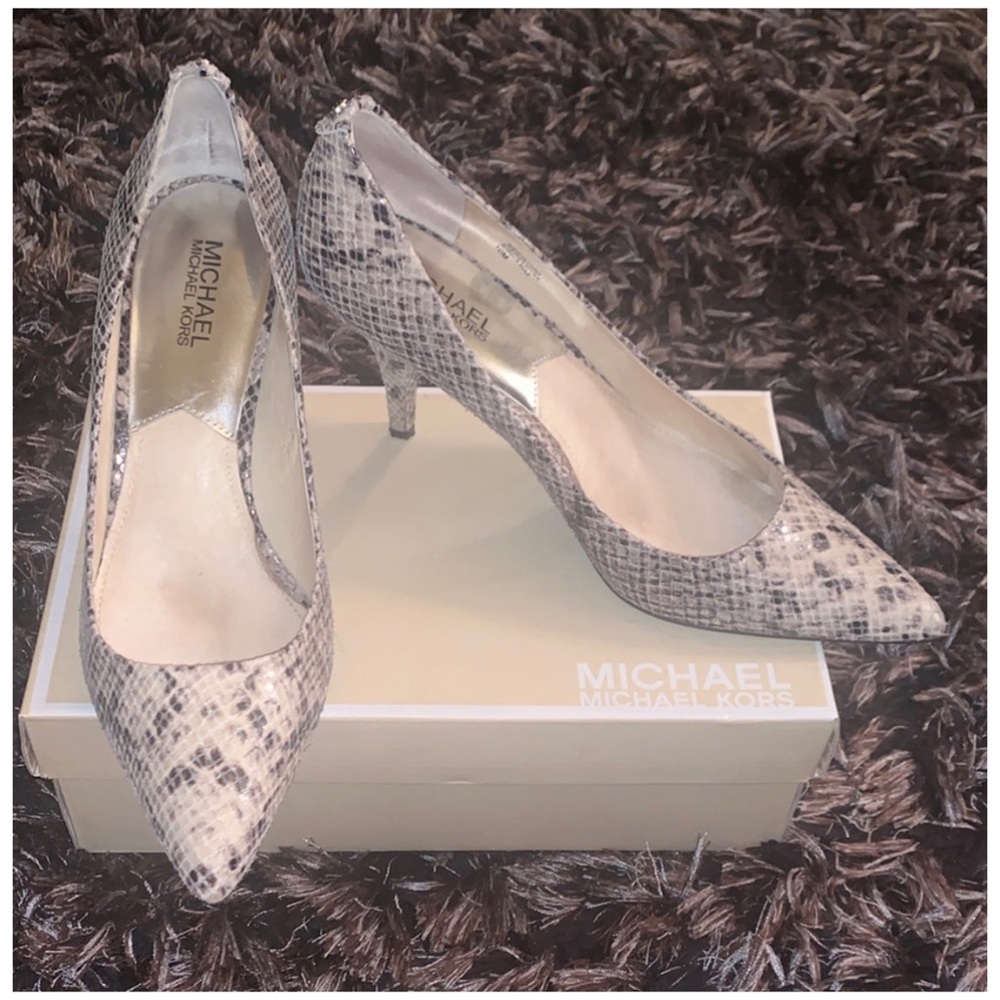 Micheal Kors heels